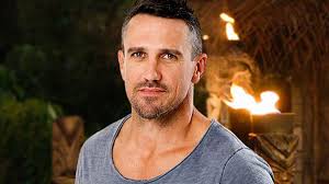 Survivor's Lee Carseldine relives excruciating battle with golden staph: 'I  was in a dark hole'