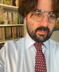 Good day for my new beaver tie.🍁 Heading to the Edelman Canada 2025 Trust  Barometer event this afternoon. Interesting day to hear from expert  panelists