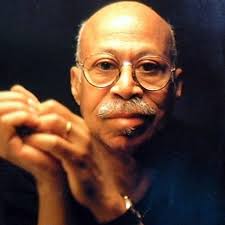 Thomas Lee Flanagan (Detroit, 16 de marzo de 1930,