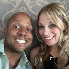 Where to find a gym with a basketball court for a birthday party in Holly,  MI?