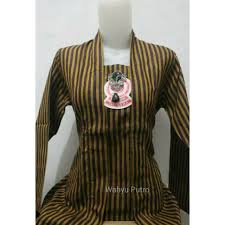Desain baju batik kantor wanita elegan modern terbaru untuk wanita karir sangat membutuhkan pakaian batik kantor terbaru serta tentunya el. Kutubaru Lurik Kebaya Lurik Encim Kartini Baju Adat Jawa Oleh Oleh Jogja Seragam Manten Nikah Ijab Shopee Indonesia