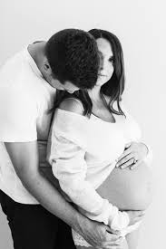 Black And White Couple Maternity Shoot Pin On Maternity Photo Inspirations