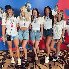 Transfer news, injury news, video goals, match reports & more. Glamorous Wags Of England Stars Don Football Shirts Ahead The Squad S First Euros Match Forbes Alert
