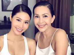 Thủy Tiên: "Soi" nhất cử nhất động của sao Việt (27/12)