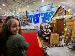 🎅 Merry Christmas! ☃️ And no the girls didn't watch Die Hard, even though  I really wanted them too! Here is a Christmas photo dump from the past  week. Not only did