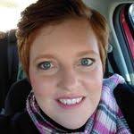 Renee Bemis's Instagram, Twitter & Facebook