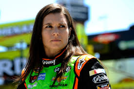 Birthmarch 25, 1982 in roscoe, il. Danica Patrick Was Once Blasted By Kyle Petty After Her Outburst With Fans And Told To Get Thicker Skin