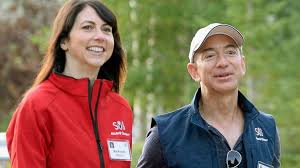 Scott, who owns a 4 percent stake in the ecommerce giant, has added. Jeff Bezos Wife Mackenzie Pans New Book About Him With 1 Star Diss Abc News