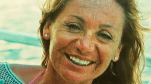 Fermato per tentato omicidio e sfregio permanente al viso la 44enne aveva appena venduto casa sua, convinta di coronare il sogno di andare a convivere. Omicidio Daniela Roveri Una Coltellata Chirurgica Alla Gola Il Killer E Ancora Libero Cronaca