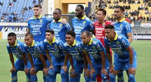 Di bursa transfer, maung bandung sejauh ini baru merekrut empat pemain baru, yakni victor igbonefo, beni. Daftar Pemain Persib Bandung Terbaru 2020 2021 Jabar Today