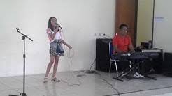 Major 9 distributed by kakao entertainment lirik lagu 블링블링(bling bling) 'oh mama' romanization get ready oh mama oh mama oh nana let's go! Koleksi Lirik Lagu Ina Bo Ama Download Kumpulan Lagu Yus Yunus