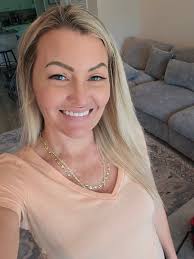 To the one who's wearing long sleeves in the summer. To the one who spends  way too many hours in the bathroom. To the one that won't ever put their  purse down