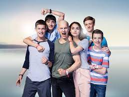 Leo ist glücklich und liebt es, fußball mit seinen freunden zu spielen. Dreharbeiten Zu Club Der Roten Bander Der Film Haben Begonnen