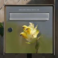 Un Sticker Deco Pour Votre Boite Aux Lettres Il Resiste Aux Intemperies Facile A Poser Deco Stickers Lettre A Boite