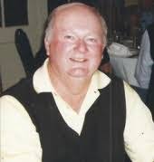 Lisa Pendergraph's Instagram, Twitter & Facebook