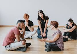 Drama is a way of expressing or showing a story. What Is Drama Therapy