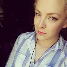 molly moss (@isthatmollymoss)