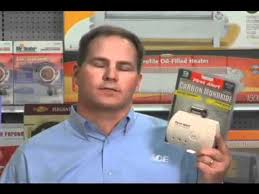 A carbon monoxide detector or co detector is a device that detects the presence of the carbon monoxide (co) gas to prevent carbon monoxide poisoning. Carbon Monoxide Smoke Detectors Westlake Ace Hardware