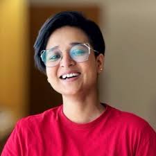 Accenture HR cheating job seekers asking money in LinkedIn chat for editing  resume. Dual employment is not agreed in any firms. HR name is Sayani Paul.  Never expected such ppl even work