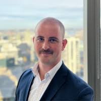 500+ "Iles" profiles