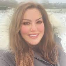 Danielle Lattimore's Instagram, Twitter & Facebook