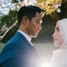 Entri kali ini membuatkan kita tahu biodata. Mia Ahmad Suami Batal Majlis Kahwin Di Kl