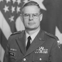 Portrait: US Army (USA) Major General (MGEN) Edward Honor (uncovered)