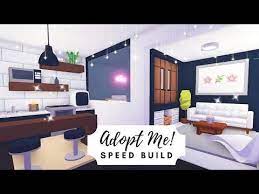 Tiny Modern Aesthetic House Speed Build Roblox Adopt Me Youtube Modern Tiny House Home Roblox Tiny House Design