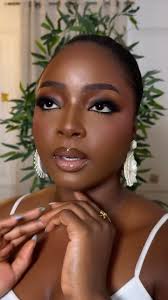 Happy 70th Birthday Mama Remi Collins 💕🌸🌺 Makeup @tobilobamakeovers Hair  @beautifiedbybetty Photography @toyephotography