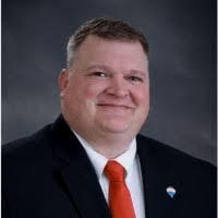 Geoffrey Max's Instagram, Twitter & Facebook