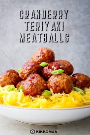 Teriyaki Meatballs With Spaghetti Squash This Version Of Spaghetti And Meatballs Has A Healthy Twist The Noodles A Teriyaki Meatballs Meatballs Lchf Recipes