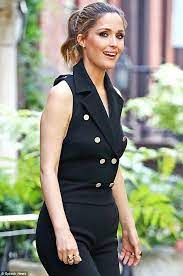 New Mom Rose Byrne Shows Off Her Incredible Figure In Tight Jumpsuit Rose Byrne Hollywood Actresses Actresses