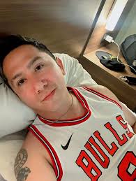 El animador que querían ☺️ // el que mandaron 🙃 Ojo es meme 🤣🤣🤣