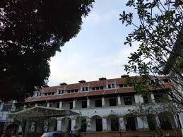 Inilah 10 fakta mengenai lawang sewu. Lawang Sewu Pesona Gedung Tua Penuh Sejarah Beneran Angker Gotravelly