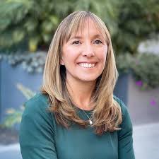 The Lost Bank: The Story of Washington Mutual-The Biggest Bank Failure in  American History: Grind, Kirsten: 9781451617931: Amazon.com: Books