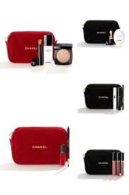 Chanel Makeup Gift Sets Holiday 2020 In 2020 Chanel Makeup Set Holiday Makeup Gift Sets Makeup Gift Sets