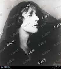 ARNOLD GENTHE. Portrait photograph of Margaret Anglin as Electra, between  1910 and 1925. Creator: Arnold Genthe.