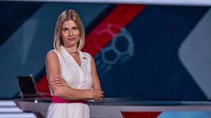A tv adás napi 10 óra élő közvetítéssel szolgálja ki a sportot szerető. Nagy Bejelentes Visszater A Kepernyore Az Elbuvolo Magyar Teves Ripost