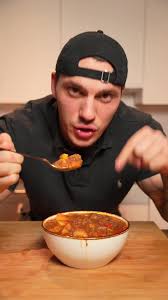 Authentisches Gulasch Rezept für kalte Wintertage