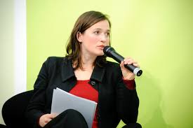 Sehen sie, wie deutsch wähler diese frage beantwortet hat. File Flickr Boellstiftung Dr Christine Putz Referentin Europaische Union In Der Heinrich Boll Stiftung Jpg Wikipedia