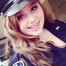 Sydney Dobbins (@sydysquid)