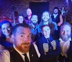 Rob Lloyd (@futurerobby) • Instagram photos and videos