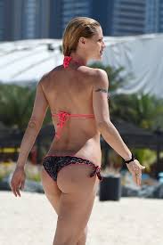 Michelle hunziker sorgt für echte überraschungsmomente! Michelle Hunziker Pic 844635 Bikinis Michelle Hunziker Michelle