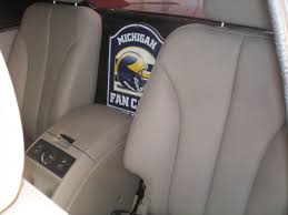 Pacifica Back Bucket Seats And Console Bucket Seats Car Seats Seating