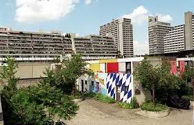 Wohnheime und privatzimmervermittlung (übersicht weiterer angebote) freier wohnungsmarkt. Massenumzug In Munchen Studenten Raumen Olympiadorf Der Spiegel