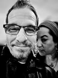 Zac Efron looks fresh as ever in recent interview! 🔥