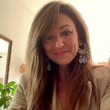 Arnaud Beltrame. Mort au service de ses concitoyens. Que son courage nous  inspire. Qu'il repose en paix au paradis des guerriers.