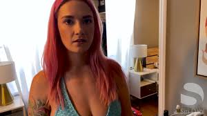 Siri Dahl - Weed Delivery Guy Fucks My Ass Free Porn Video HD - InPorn.com