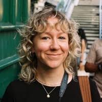 700+ "Esmé" profiles