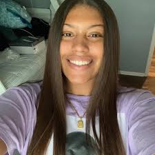 Happy 21st birthday to my baby girl! It's official. Stay strong, stay